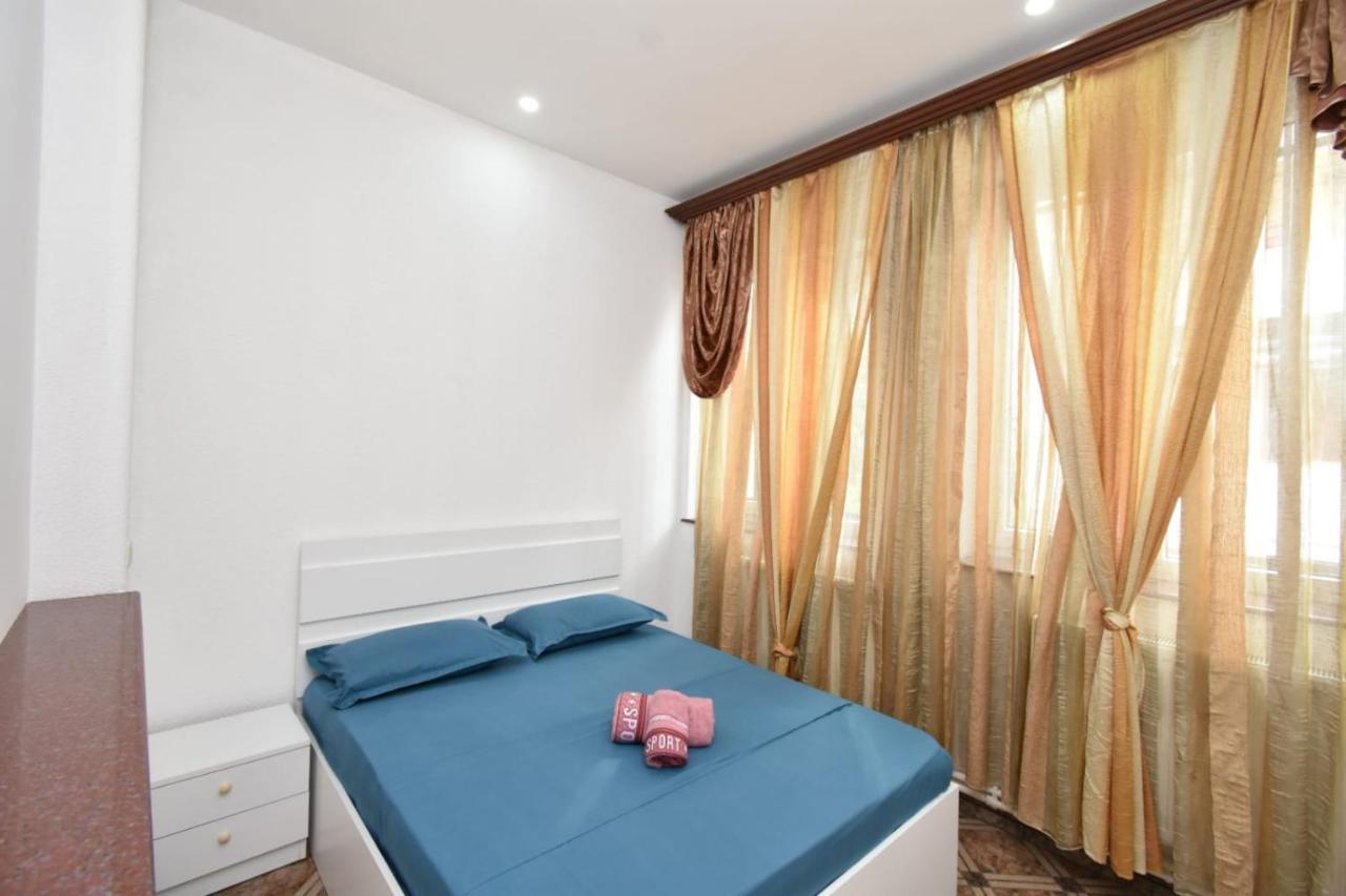 Guesthouses Opera Yerevan Bagian luar foto
