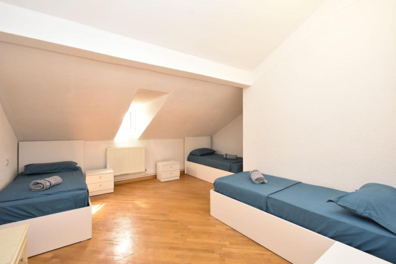 Guesthouses Opera Yerevan Bagian luar foto