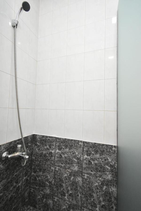 Guesthouses Opera Yerevan Bagian luar foto